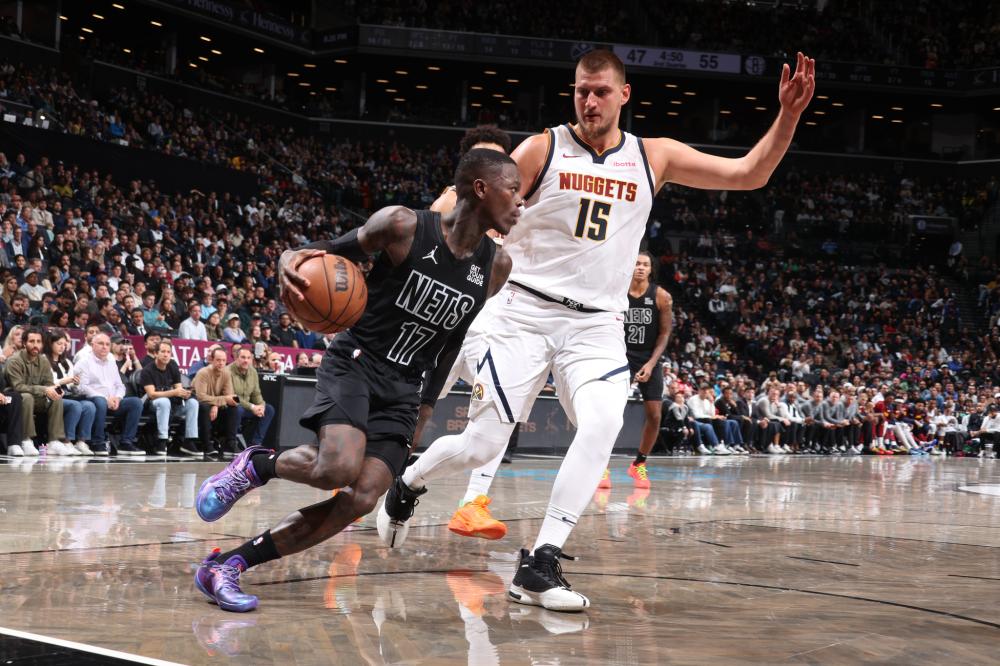 包括更多的 包括更多的