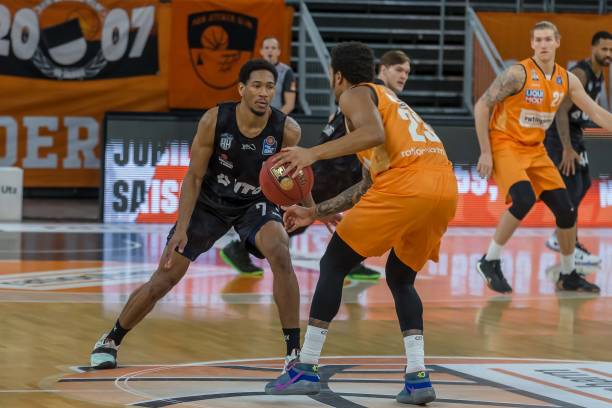 只需适应拜 只需适应拜